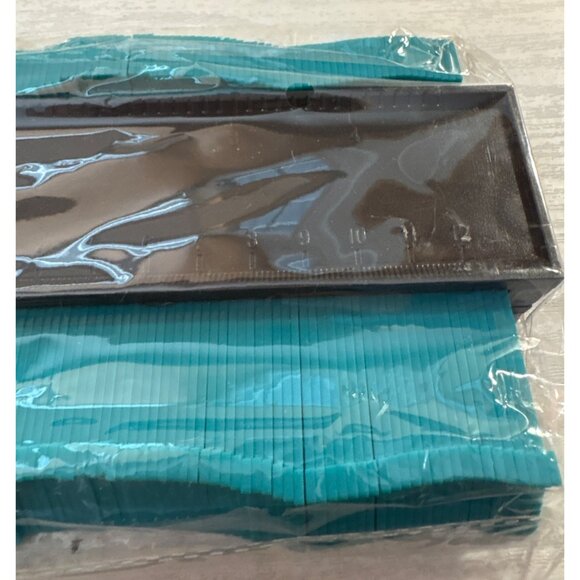 Contour Gauge Profile Tool 12cm With Locking Mechanism 5 Inches - Picture 3 of 4